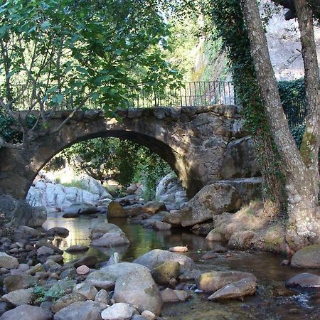 Apartamentos Rurales Manolo Casas del Monte Bagian luar foto