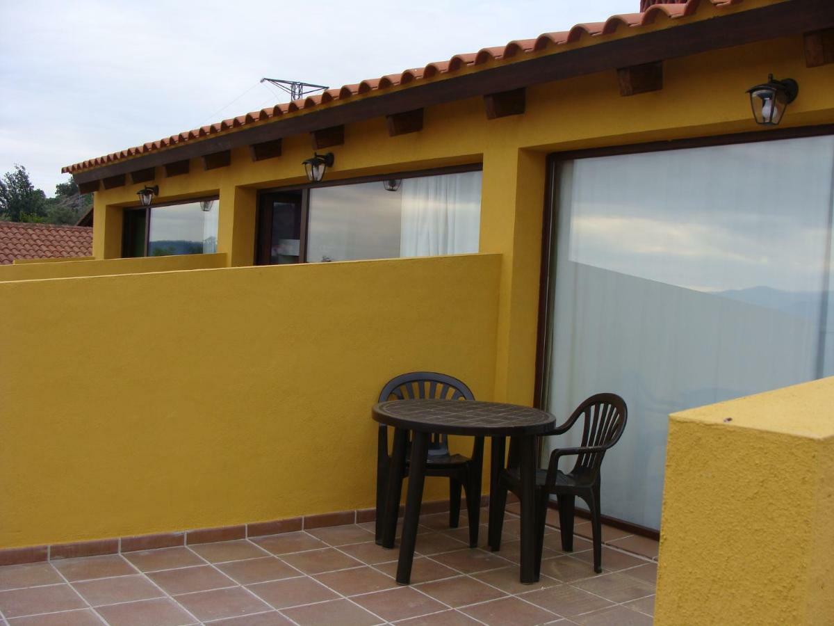 Apartamentos Rurales Manolo Casas del Monte Bagian luar foto